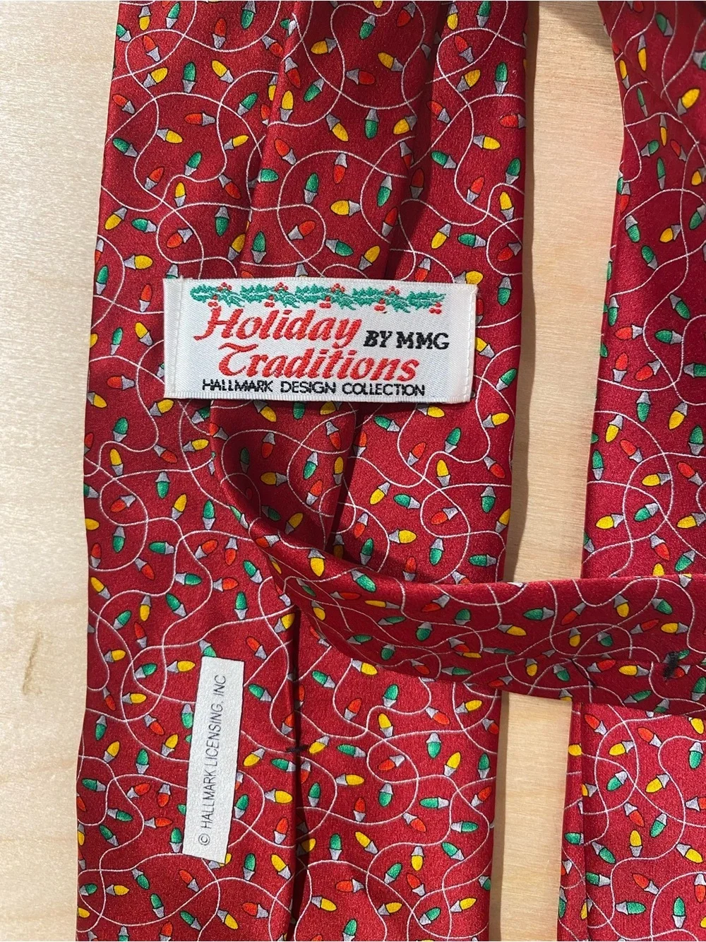 Holiday Traditions by MMG Hallmark Design Holiday Lights Pattern Men's Tie RO